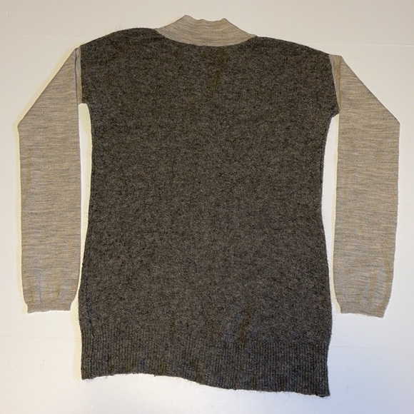Anthropologie Moth Tan and Grey V-Neck Wool Sweater - Women’s Size Small - Picture 3 of 8